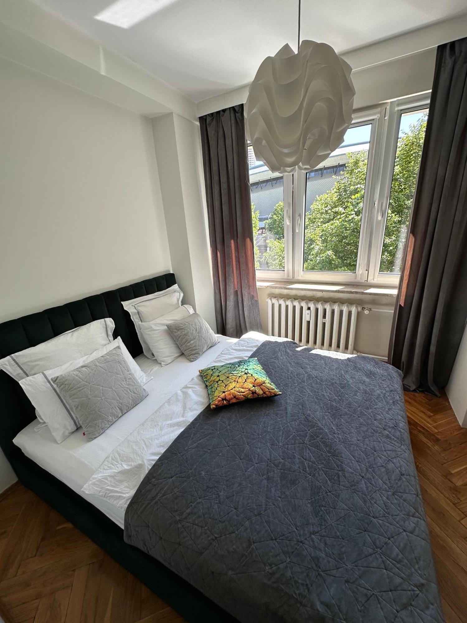 Cosy Apartment With Amazing View カトヴィツェ エクステリア 写真