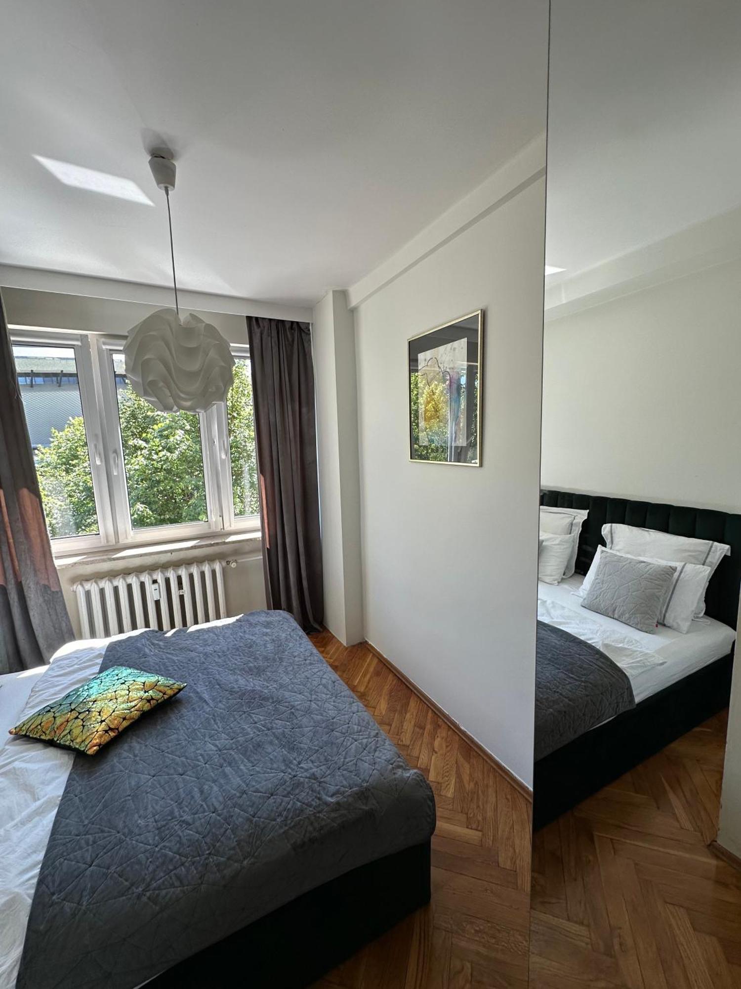 Cosy Apartment With Amazing View カトヴィツェ エクステリア 写真